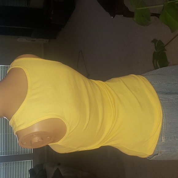 Max Love xs ribbed racerback bleeding heart tatoo graphic - Picture 5 of 5